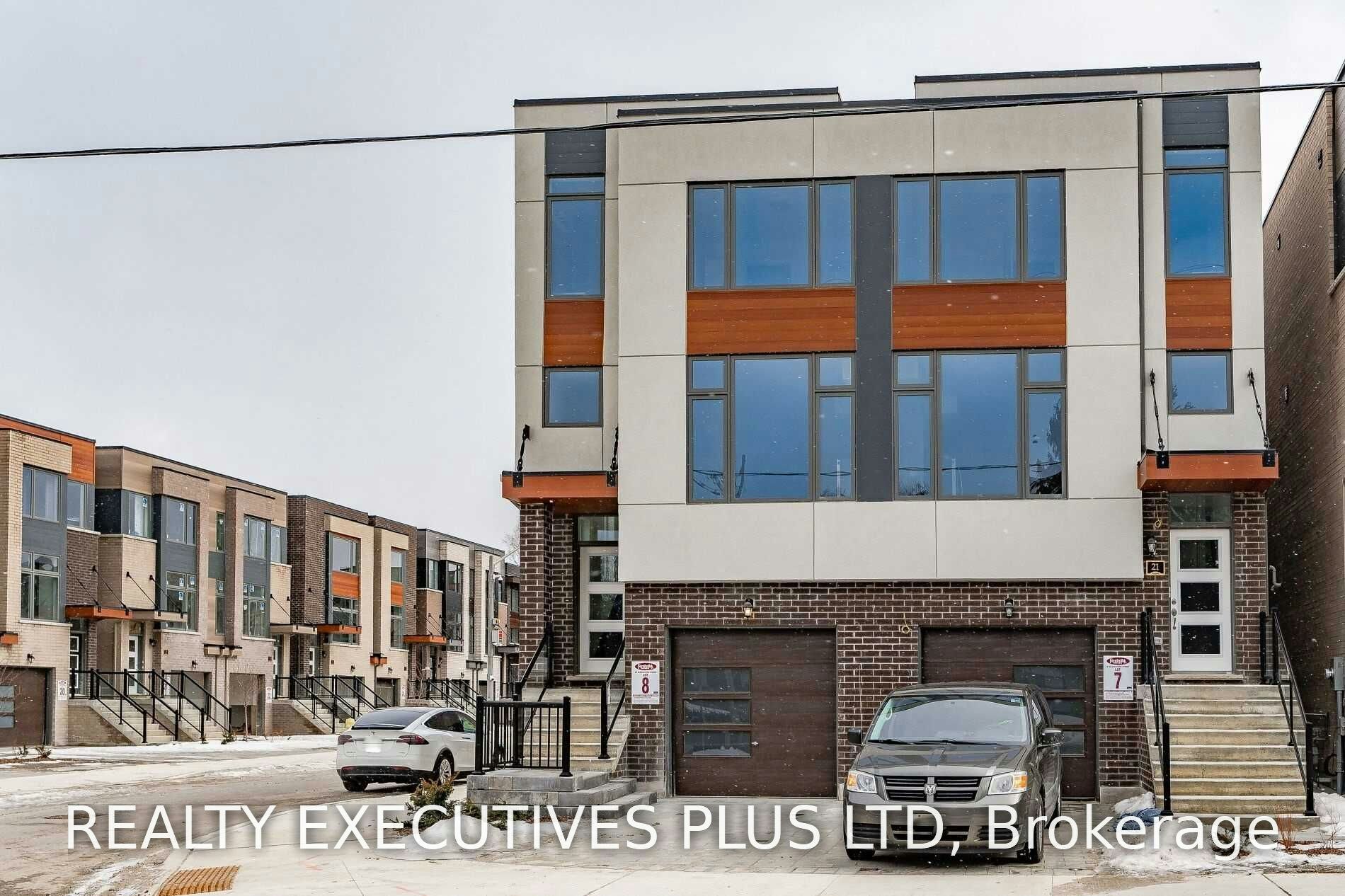 Upper-23 Blackstone Street, Toronto, ON, M6L 0A5 - 3