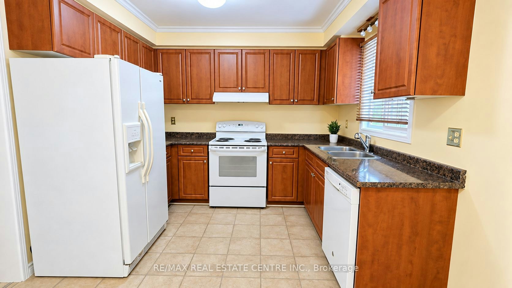 1537 Cuthbert Avenue, Mississauga, ON, L5M 3R6 - 7