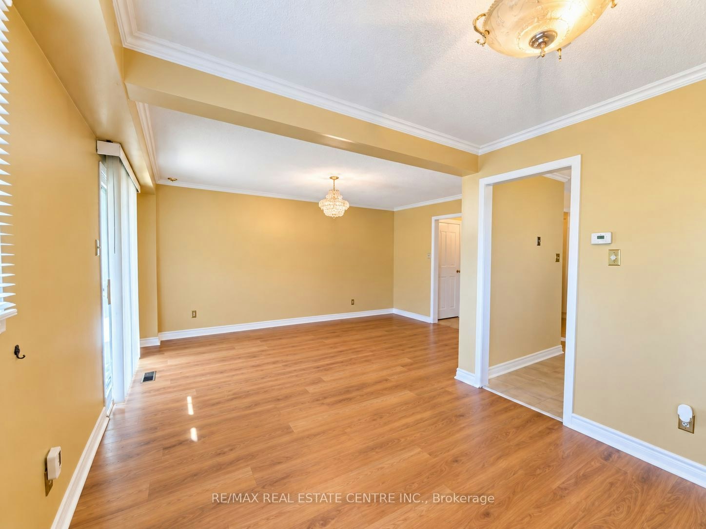 1537 Cuthbert Avenue, Mississauga, ON, L5M 3R6 - 4