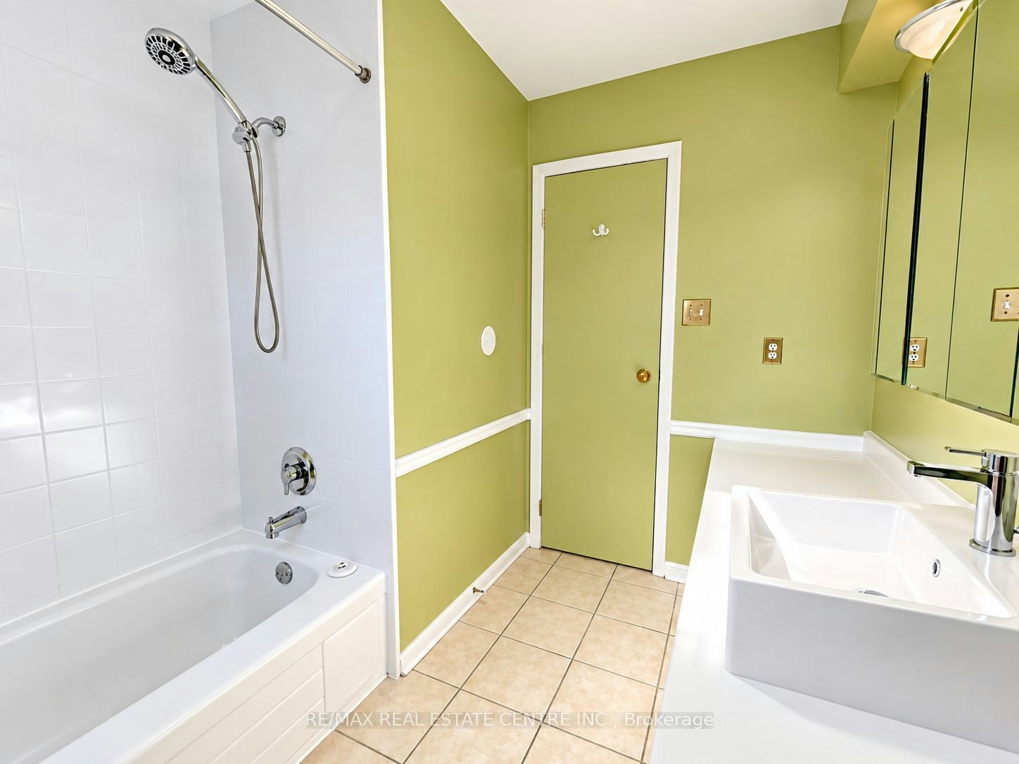 1537 Cuthbert Avenue, Mississauga, ON, L5M 3R6 - 11