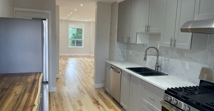 127 Bristol Avenue, Toronto, ON, M6H 3J8 - 3