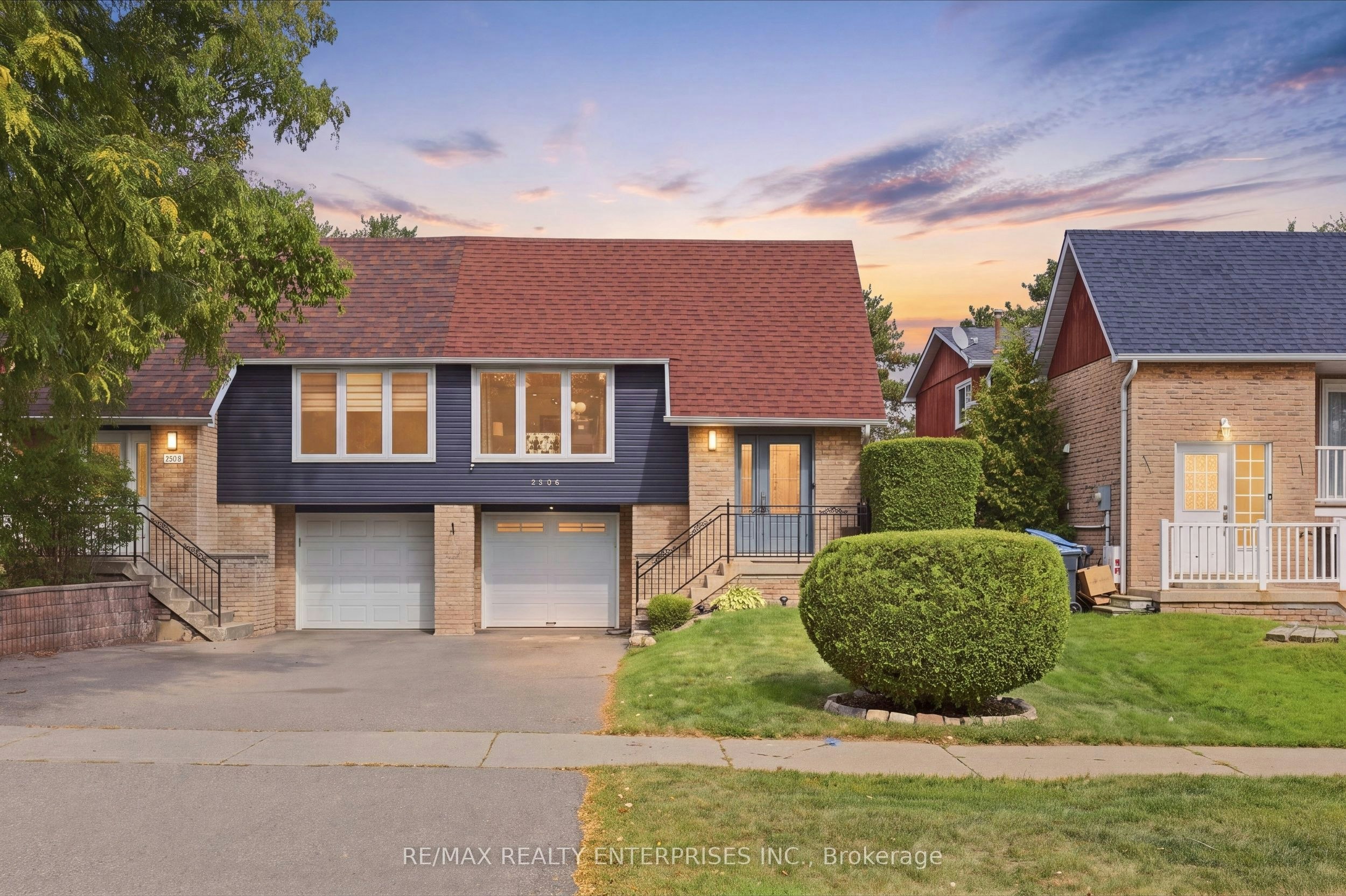 2506 Cobbinshaw Circle, Mississauga, ON, L5N 2G3