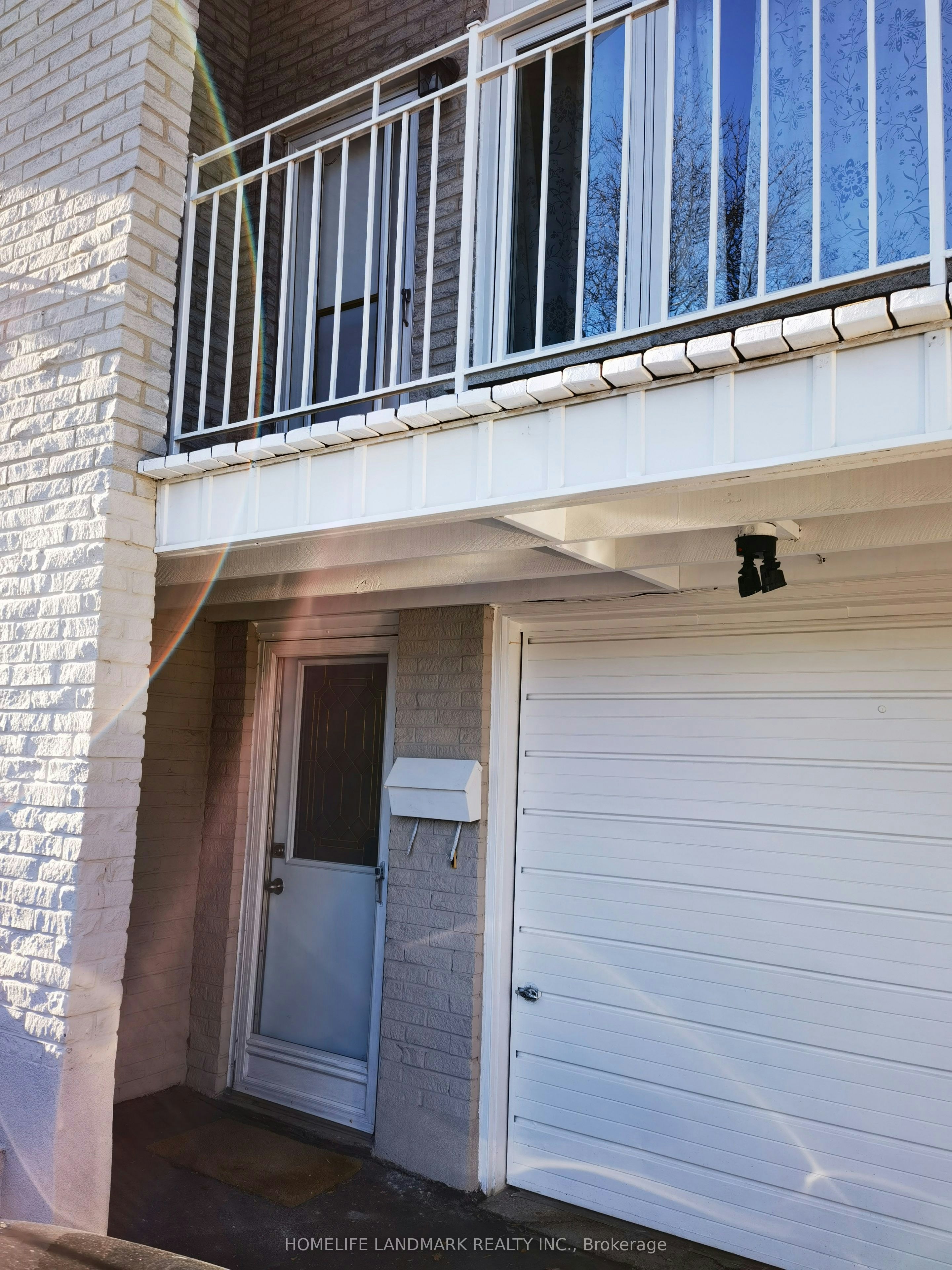 Lower-2428 Cashmere Avenue, Mississauga, ON, L5B 2M6