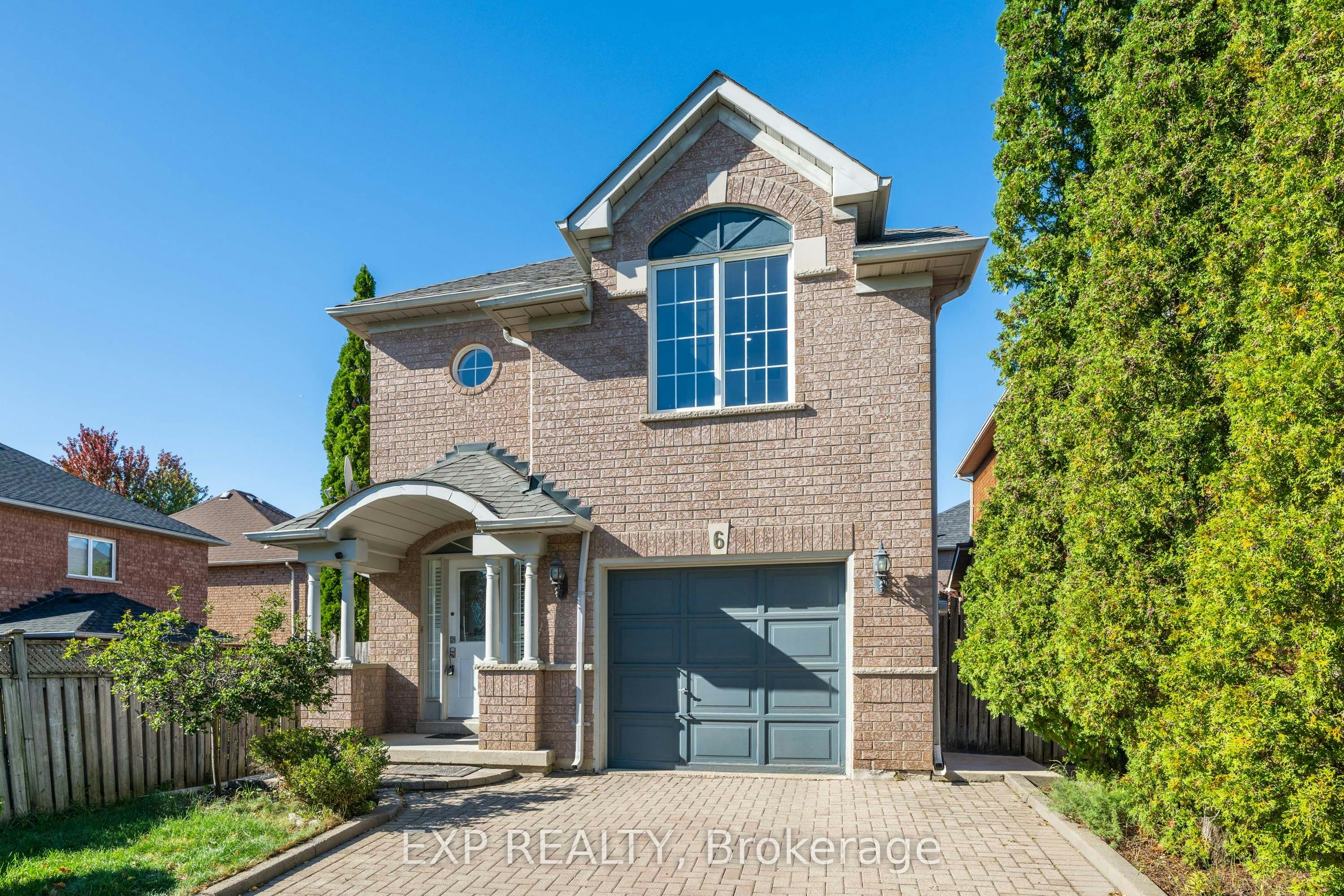 6 Purdy Crescent W, Toronto, ON, M9N 3X8