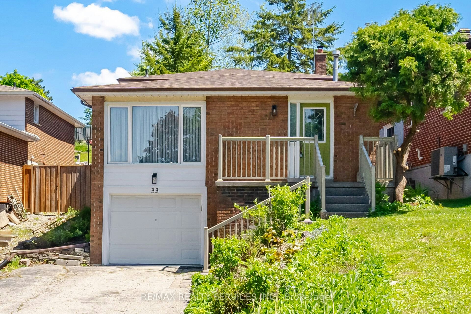 33 Hesp Drive, Caledon, ON, L7E 2R5