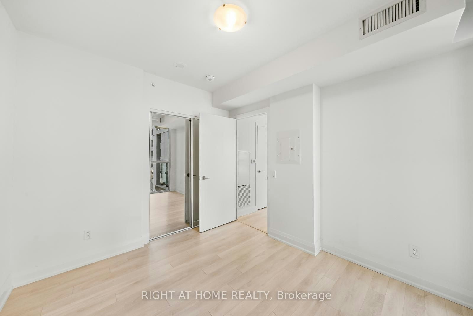 1511-1461 Lawrence Avenue, Toronto, ON, M6L 0A6 - 13