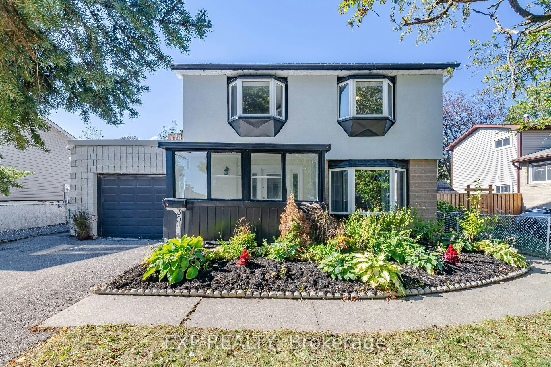 30 Herkley Drive, Brampton, ON, L6V 2E8