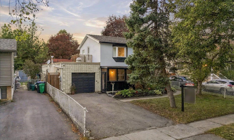 30 Herkley Drive