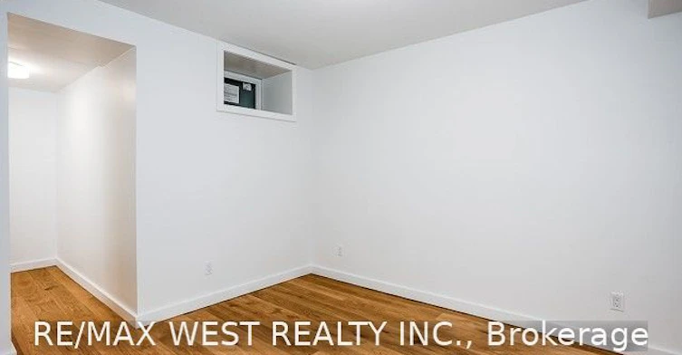 Bsmt-152 Close Avenue, Toronto, ON, M6K 2V5 - 16