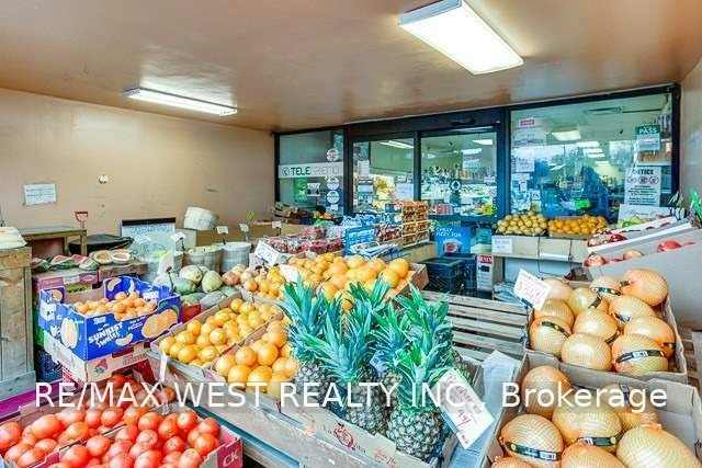 Bsmt-152 Close Avenue, Toronto, ON, M6K 2V5 - 23