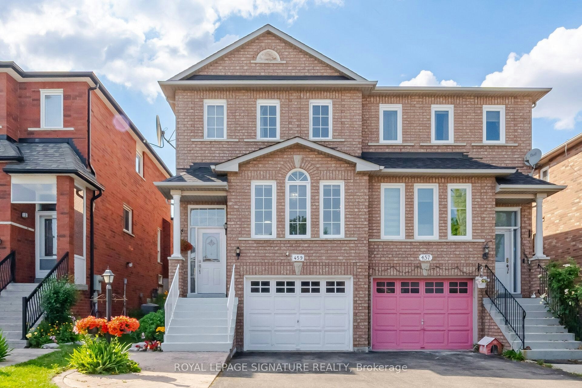 459 Wildgrass Road, Mississauga, ON, L5B 4H5