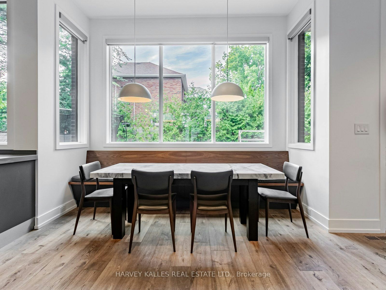 38 Van Dusen Boulevard, Toronto, ON, M8Z 3E6 - 9