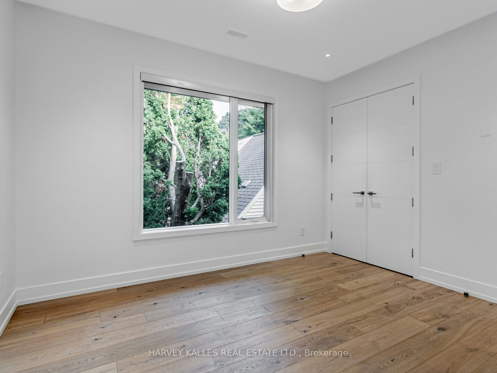 38 Van Dusen Boulevard, Toronto, ON, M8Z 3E6 - 24