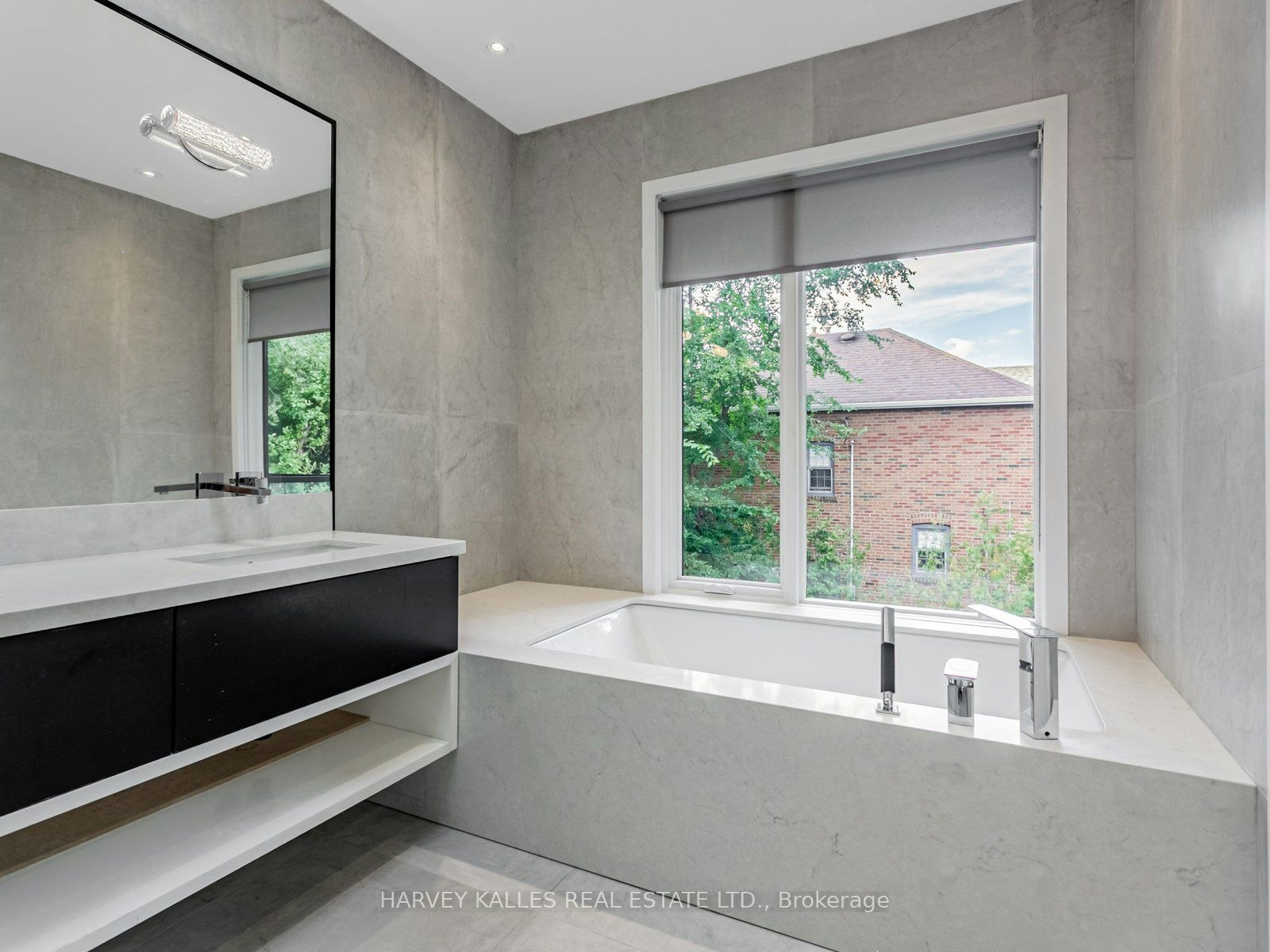 38 Van Dusen Boulevard, Toronto, ON, M8Z 3E6 - 17