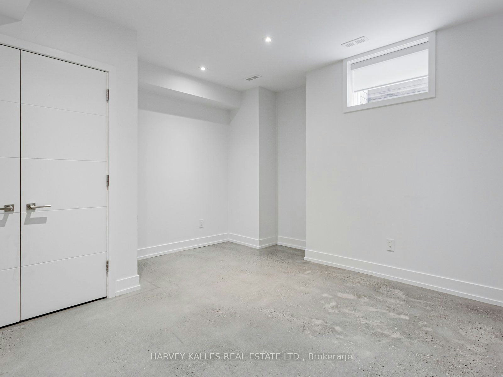 38 Van Dusen Boulevard, Toronto, ON, M8Z 3E6 - 28