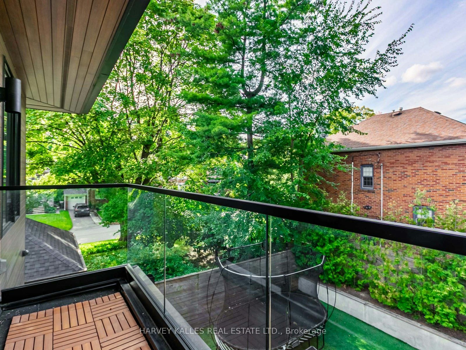 38 Van Dusen Boulevard, Toronto, ON, M8Z 3E6 - 33