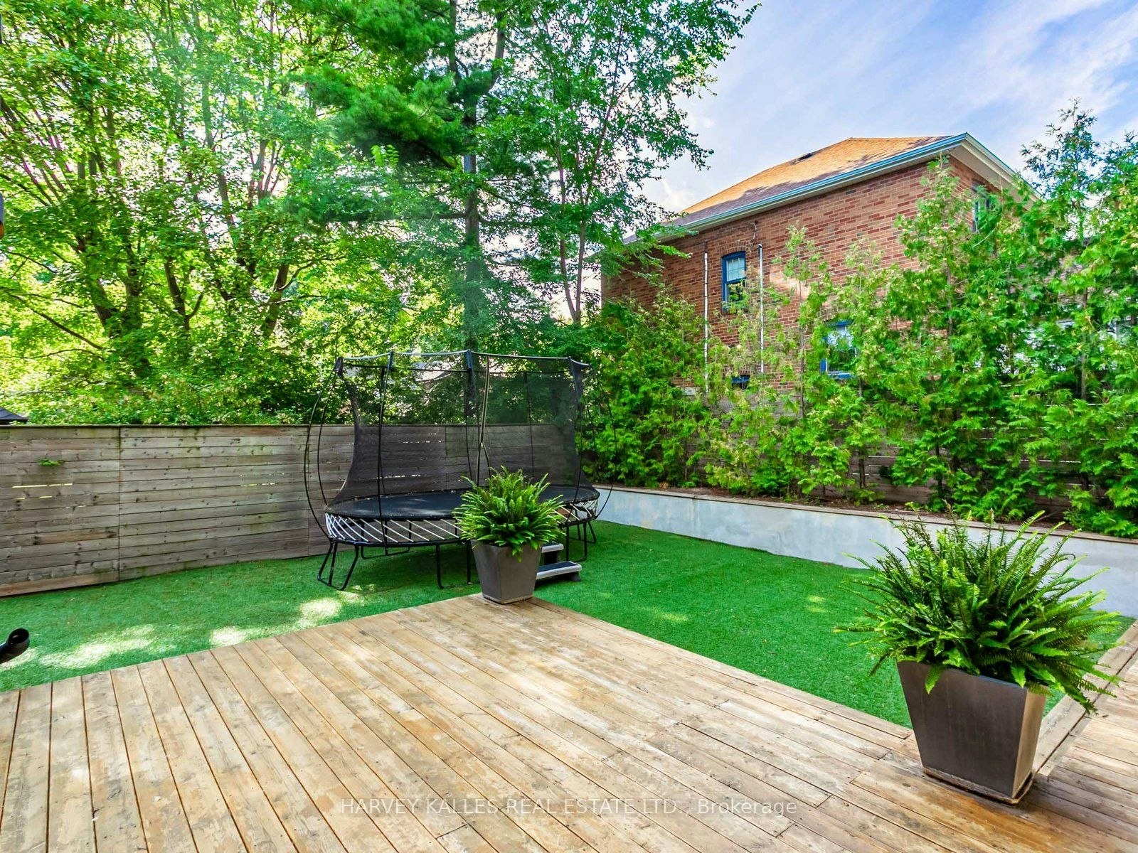 38 Van Dusen Boulevard, Toronto, ON, M8Z 3E6 - 31