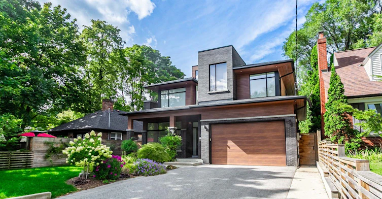 38 Van Dusen Boulevard, Toronto, ON, M8Z 3E6 - 2