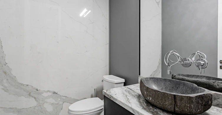 38 Van Dusen Boulevard, Toronto, ON, M8Z 3E6 - 13