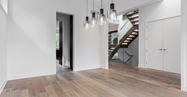 38 Van Dusen Boulevard, Toronto, ON, M8Z 3E6 - 5