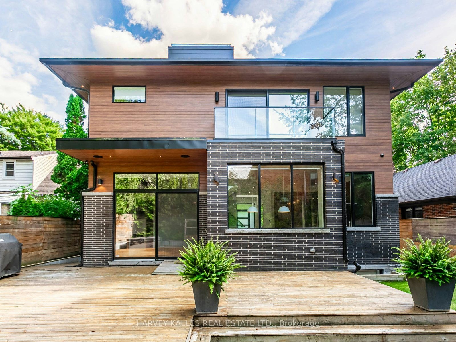 38 Van Dusen Boulevard, Toronto, ON, M8Z 3E6 - 34