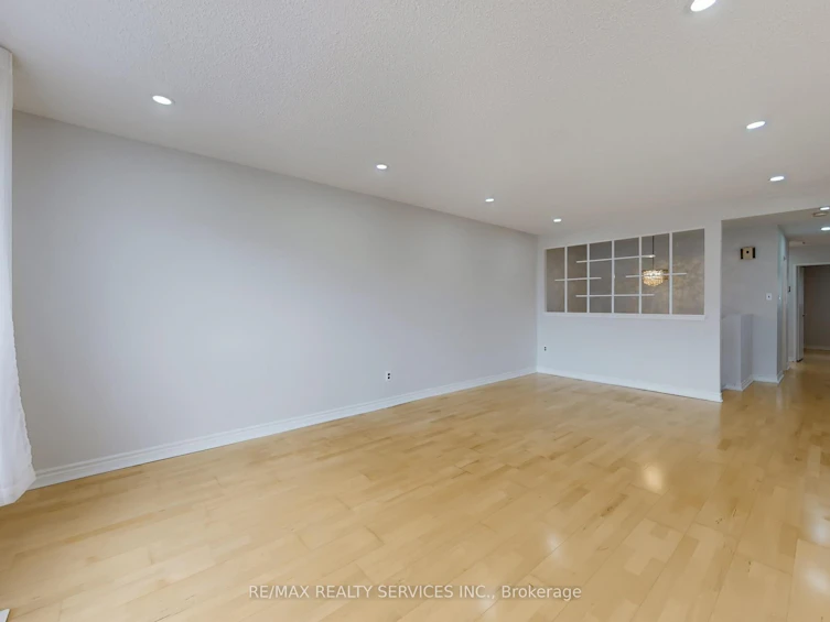 9 Glenridge Road, Brampton, ON, L6S 1N2 - 10