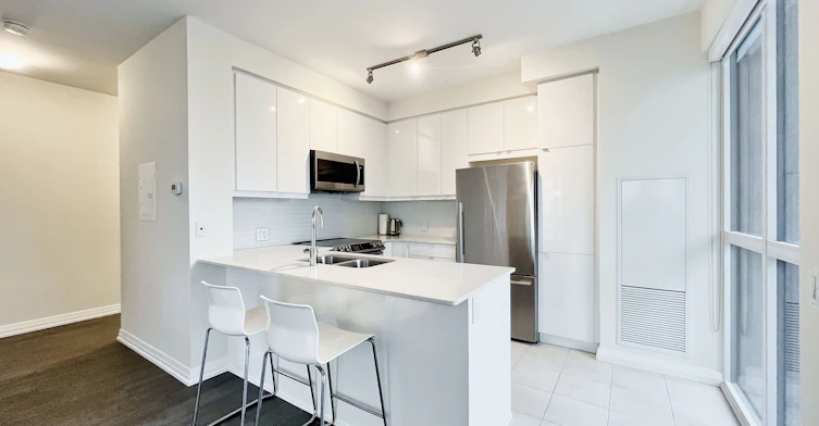 817-50 Thomas Riley Road, Toronto, ON, M9B 0C5 - 4
