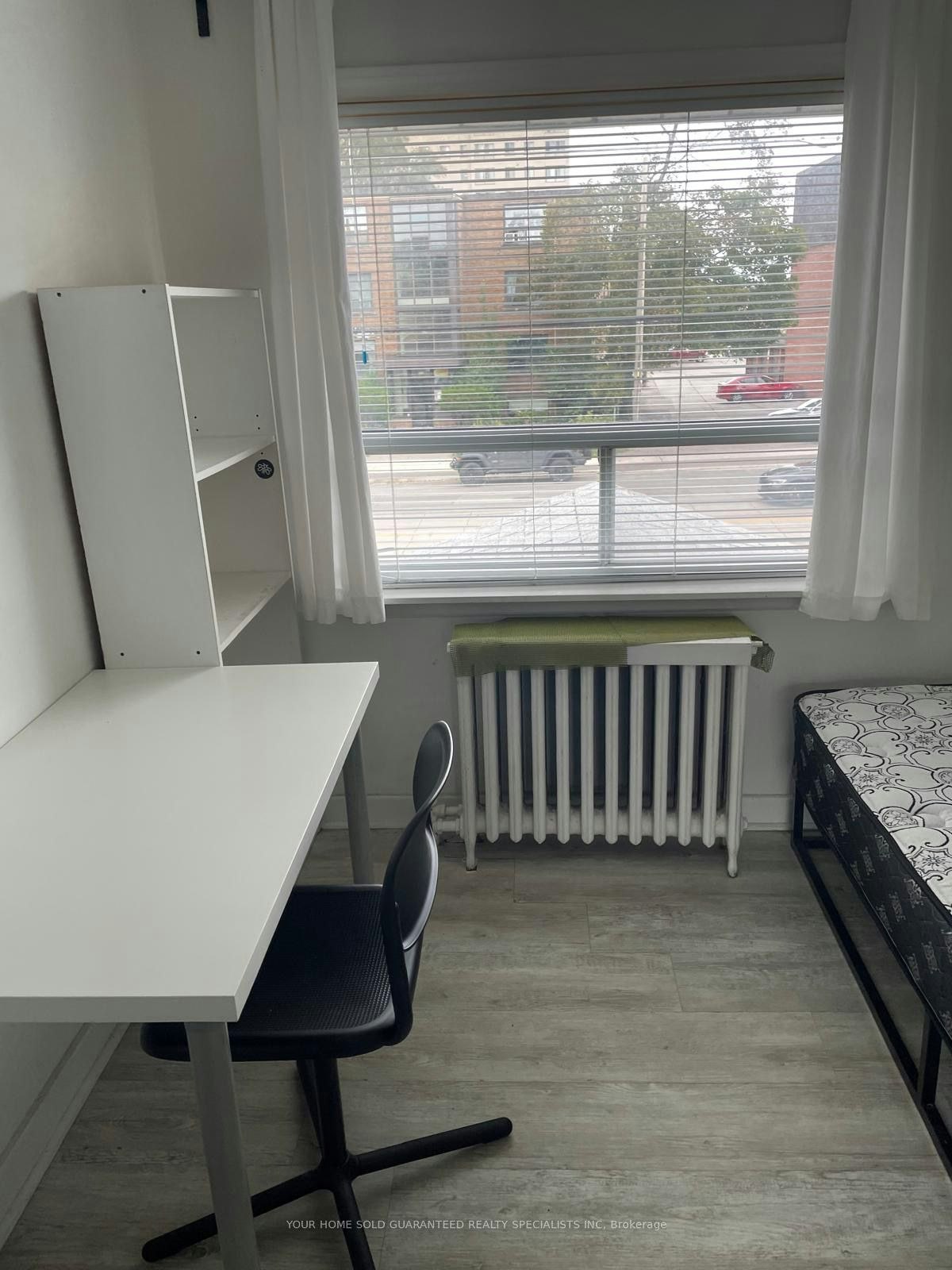 2nd floor room-2518 Lake Shore Boulevard, Toronto, ON, M8V 1E1 - 2