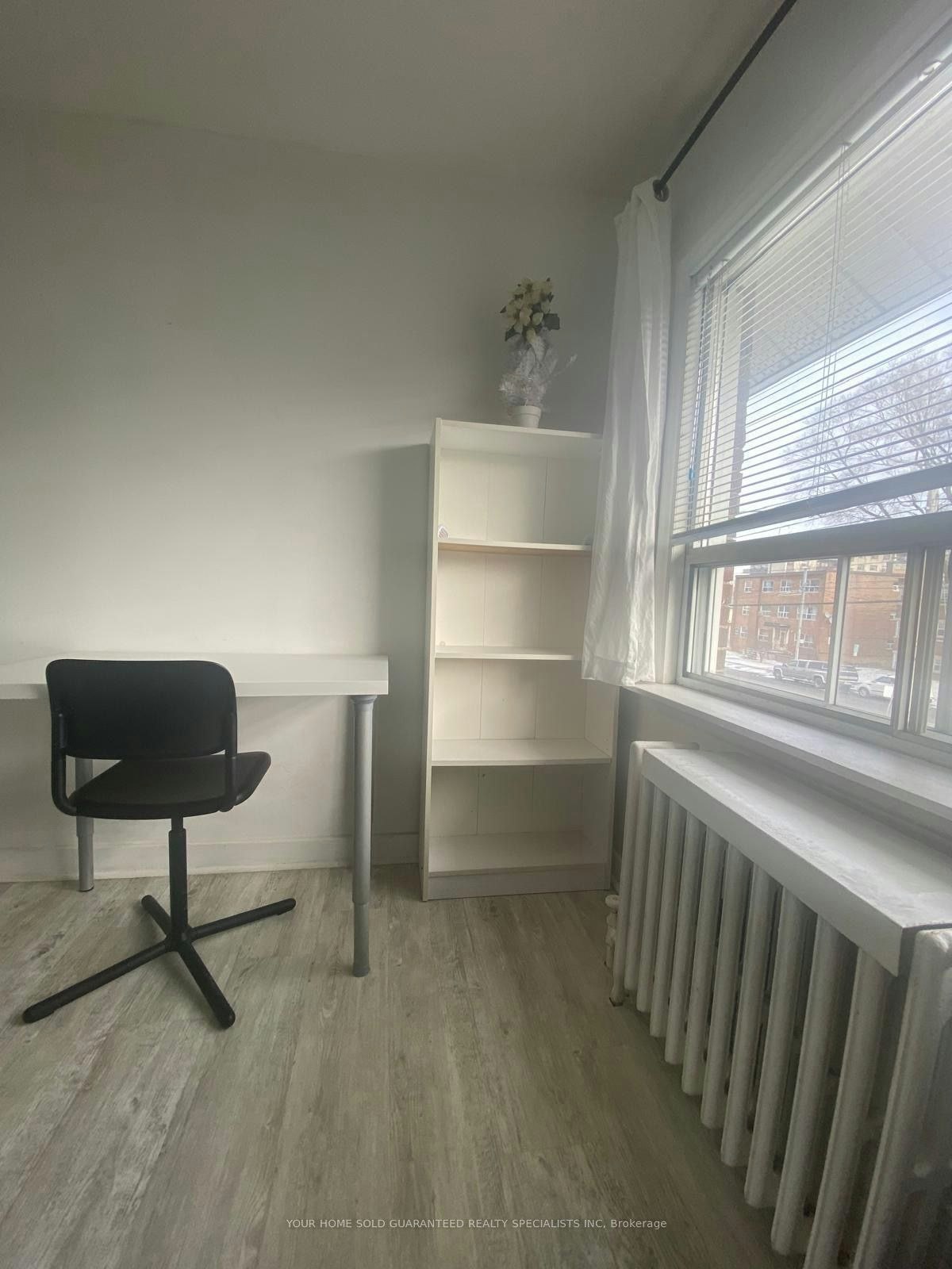 2nd floor room-2518 Lake Shore Boulevard, Toronto, ON, M8V 1E1 - 3