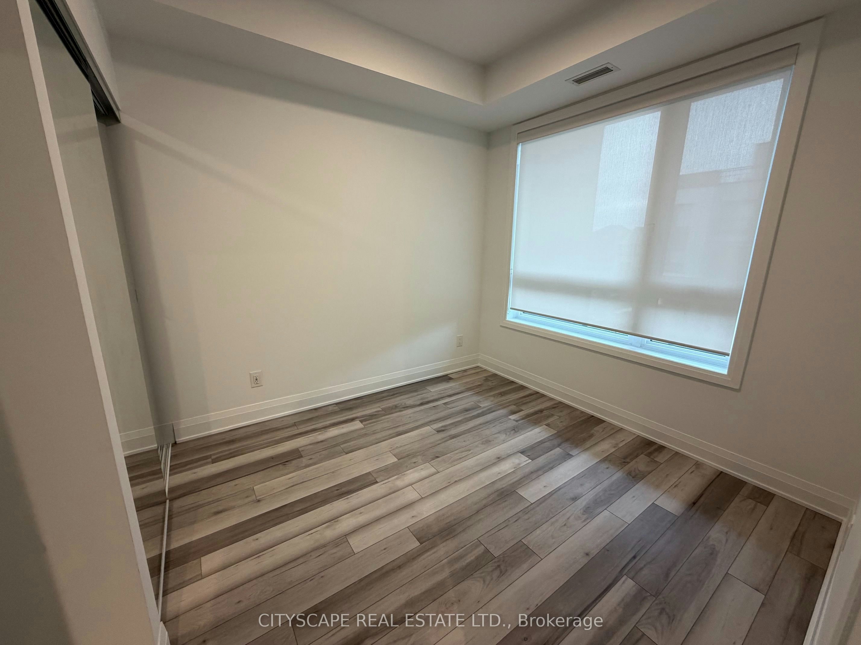 213-3250 Carding Mill Trail, Oakville, ON, L6M 1R1 - 2