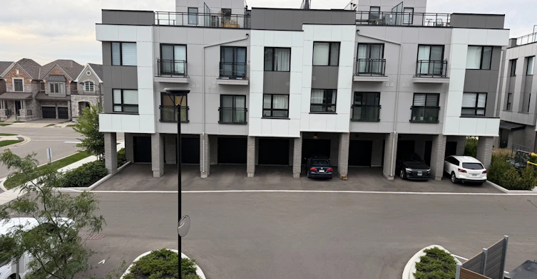 213-3250 Carding Mill Trail, Oakville, ON, L6M 1R1 - 14