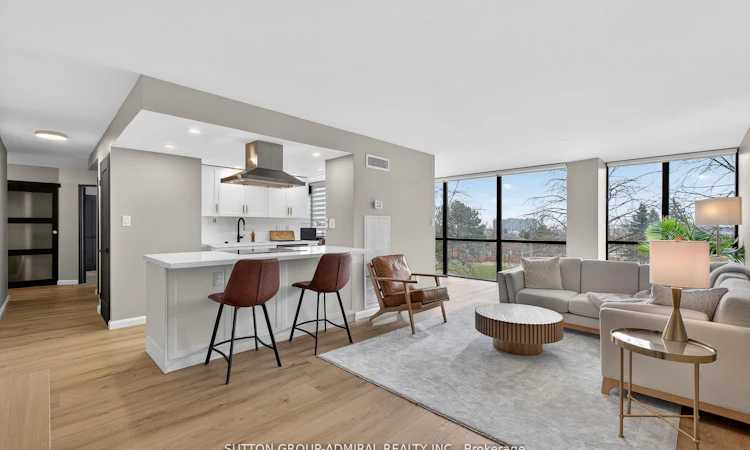308-350 Webb Drive