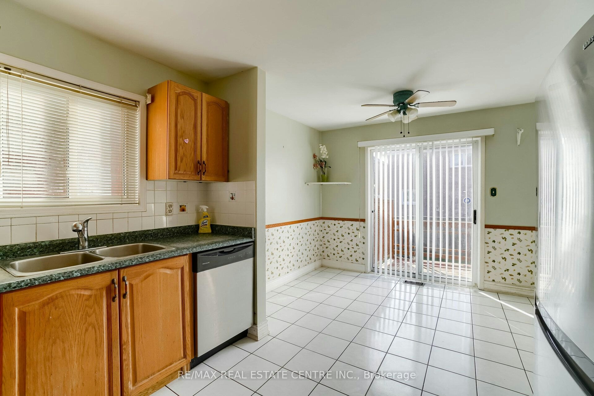 3725 Althorpe Circle N, Mississauga, ON, L5N 7G5 - 16