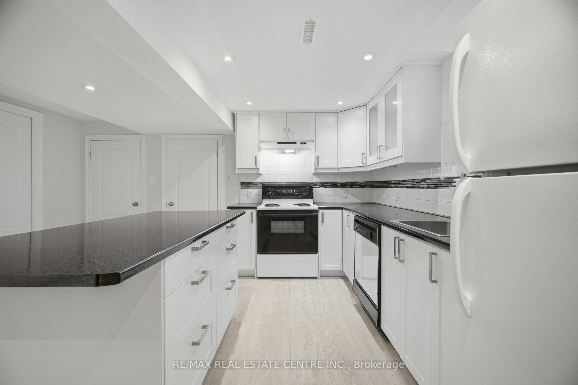 3725 Althorpe Circle N, Mississauga, ON, L5N 7G5 - 35