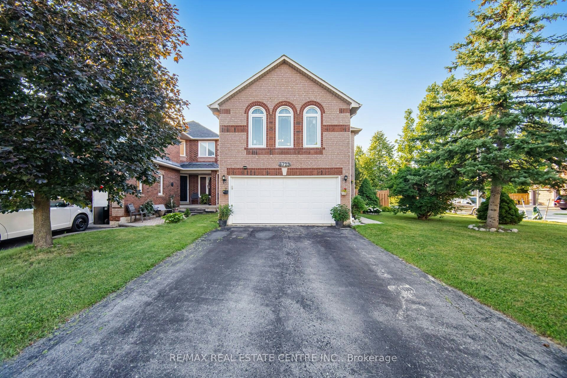 3725 Althorpe Circle N, Mississauga, ON, L5N 7G5 - 2