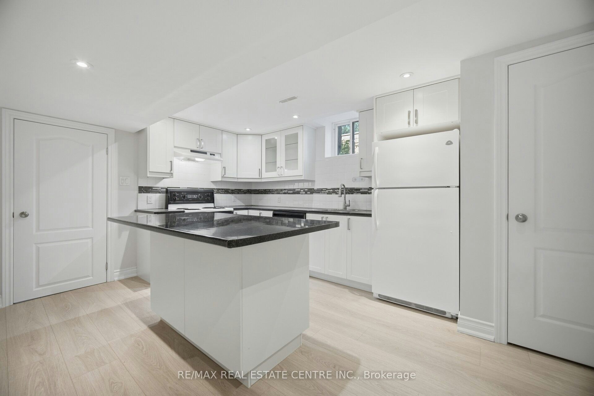 3725 Althorpe Circle N, Mississauga, ON, L5N 7G5 - 34