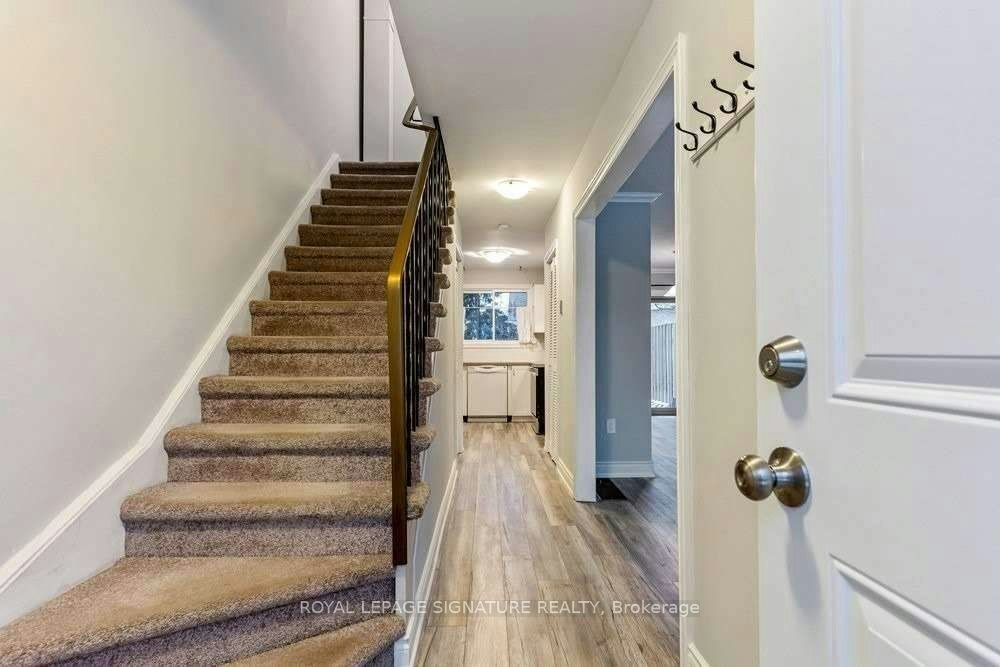 5-46 Mountainview Road S, Halton Hills, ON, L7G 4K5 - 3