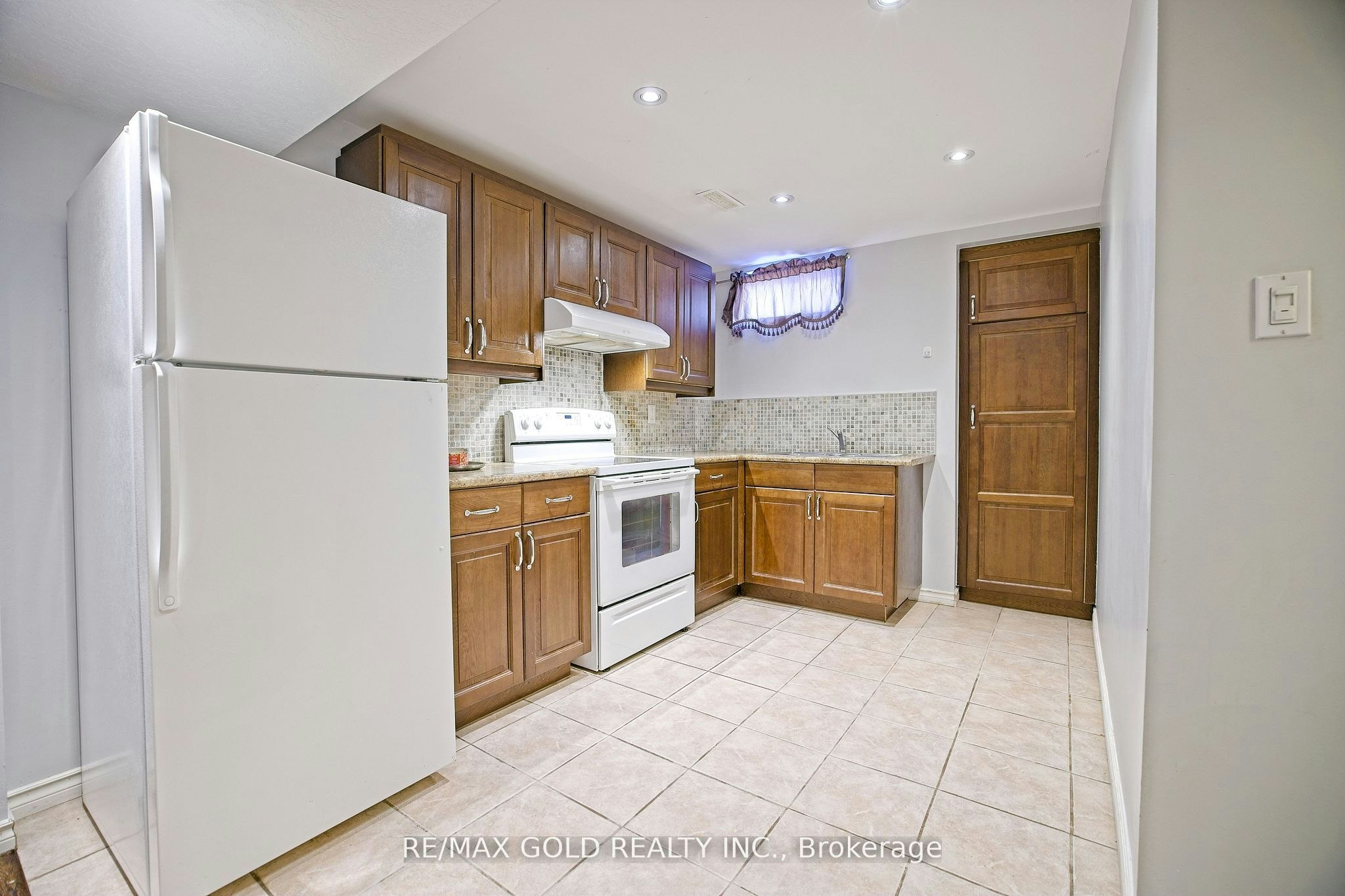 69 Calderstone Road, Brampton, ON, L6P 2A7 - 35