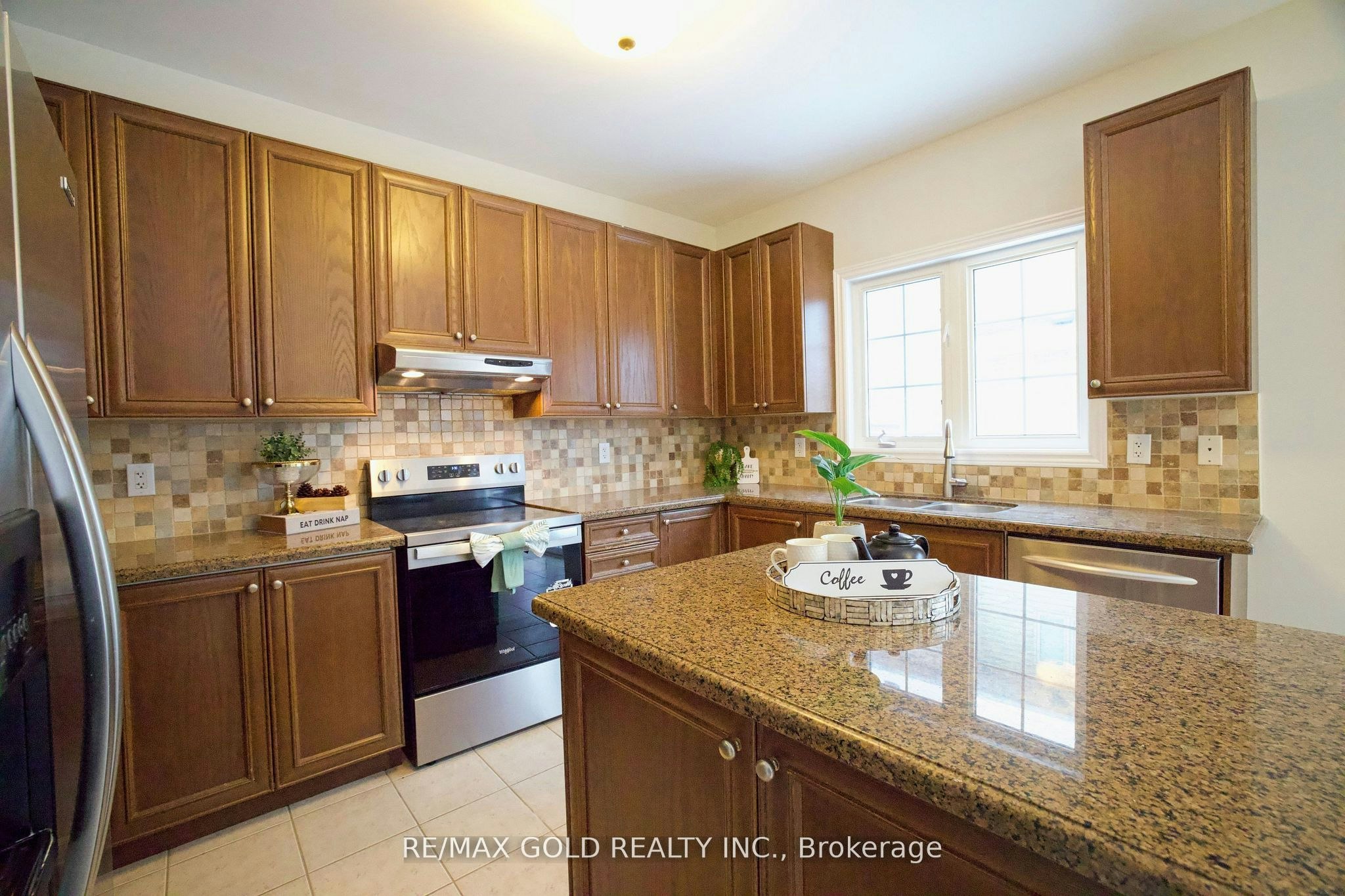 69 Calderstone Road, Brampton, ON, L6P 2A7 - 12