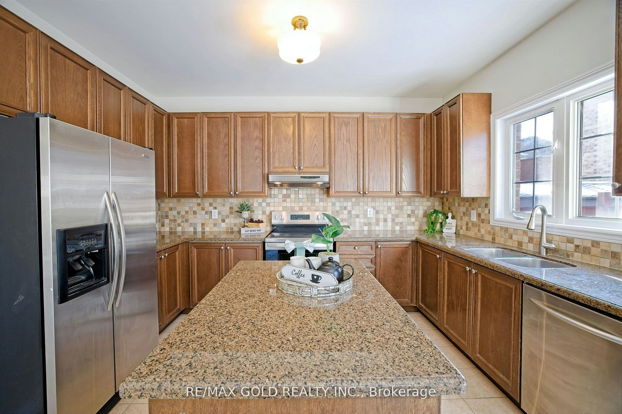 69 Calderstone Road, Brampton, ON, L6P 2A7 - 9