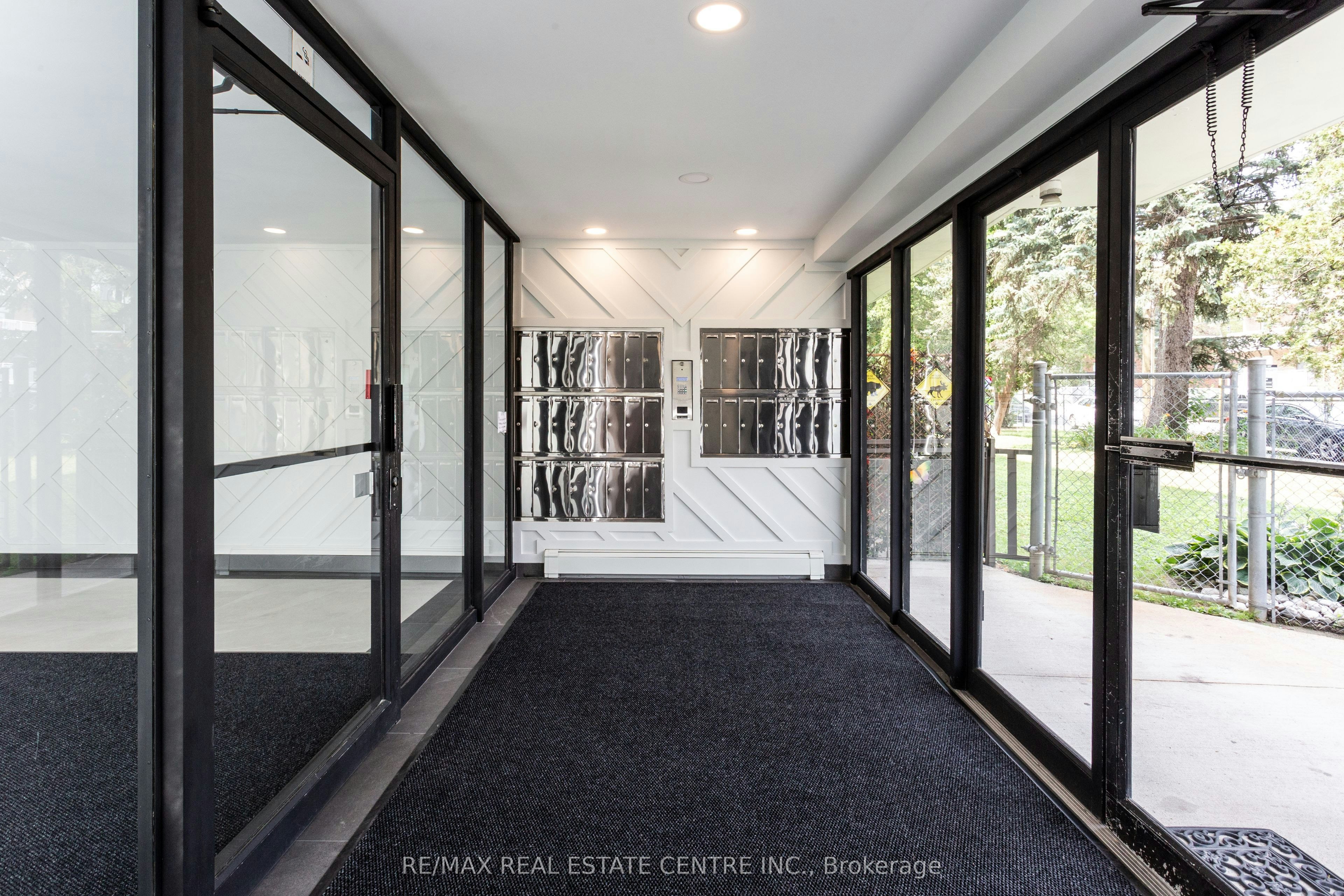 307-5 Hill Heights Road Road, Toronto, ON, M8Y 1Y9 - 17