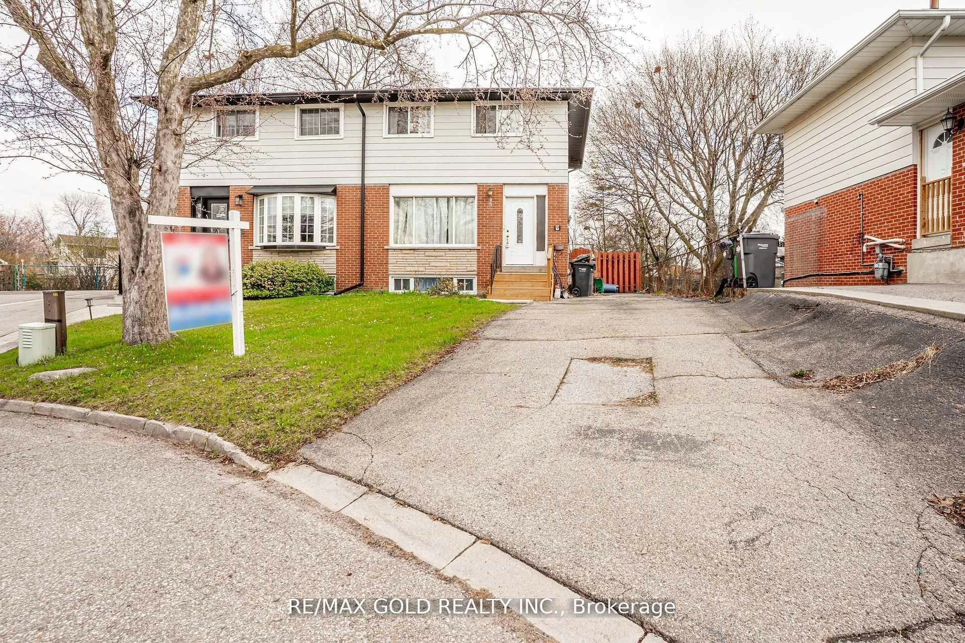 9 Mordon Court, Brampton, ON, L6V 2B5