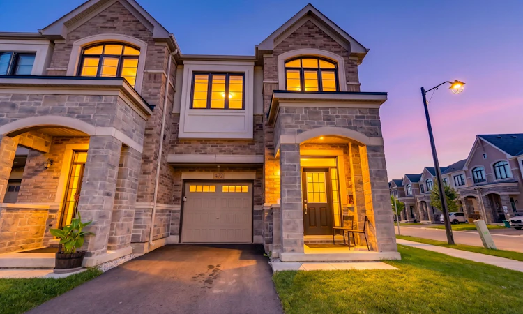 472 Celandine Terrace