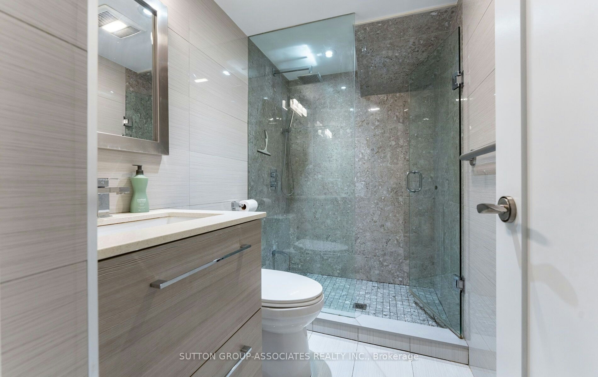 Lower-358 Concord Avenue, Toronto, ON, M6H 2P8 - 14