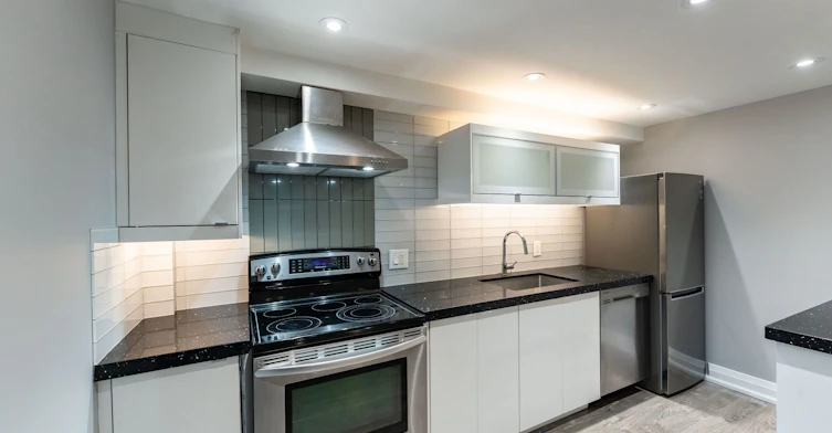 Lower-358 Concord Avenue, Toronto, ON, M6H 2P8 - 9