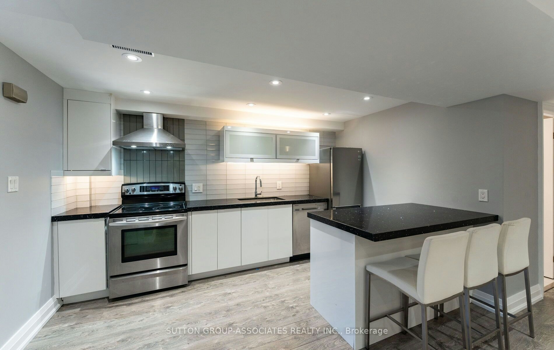 Lower-358 Concord Avenue, Toronto, ON, M6H 2P8 - 8