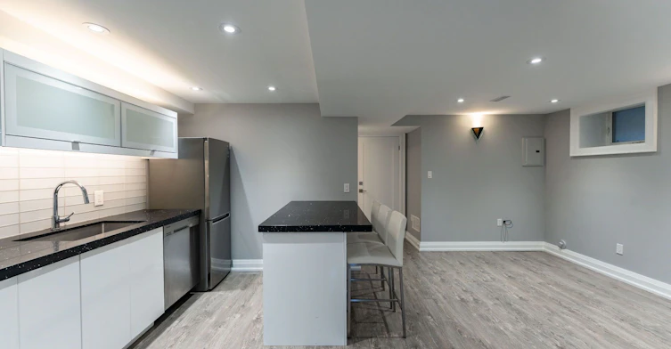 Lower-358 Concord Avenue, Toronto, ON, M6H 2P8 - 6