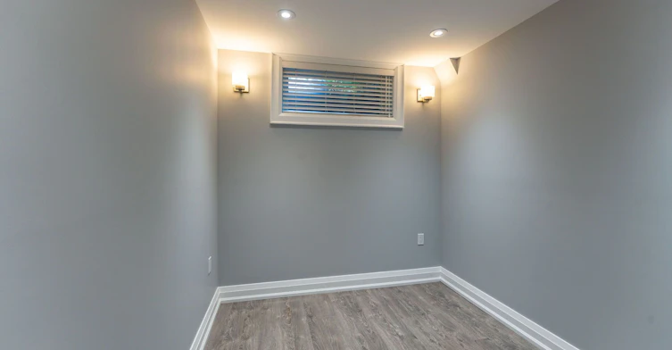 Lower-358 Concord Avenue, Toronto, ON, M6H 2P8 - 11