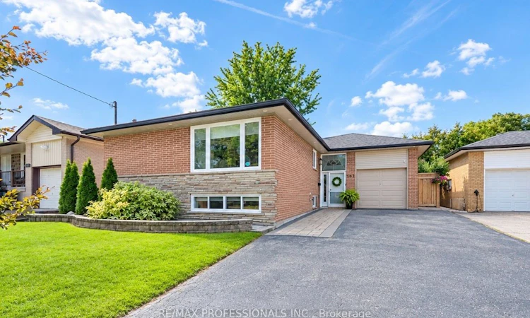 103 West Deane Park Drive