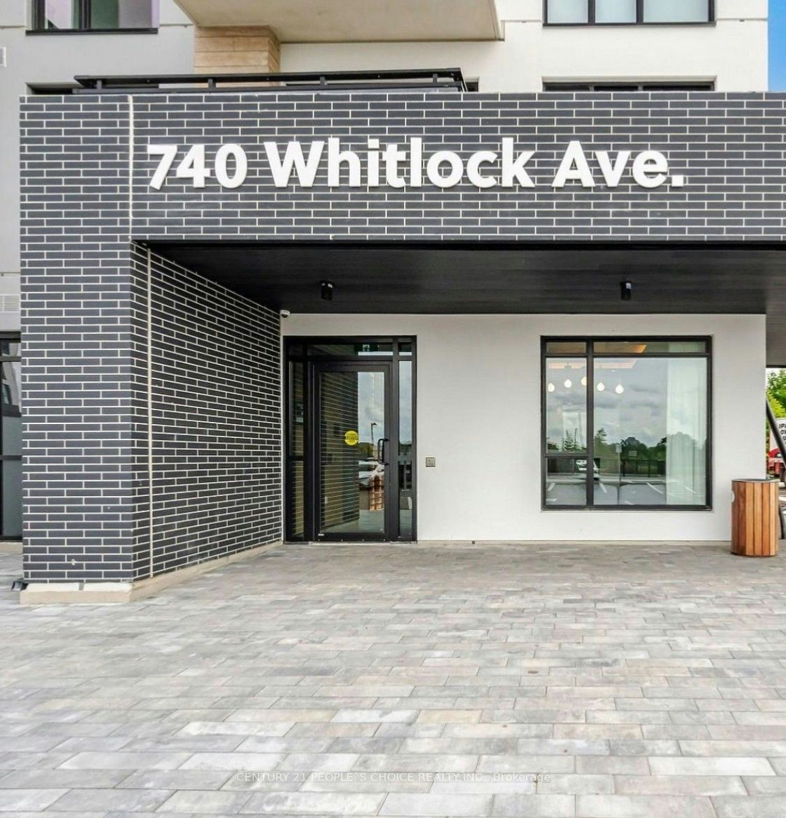 702-740 Whitlock Avenue, Milton, ON, L9E 2B3 2